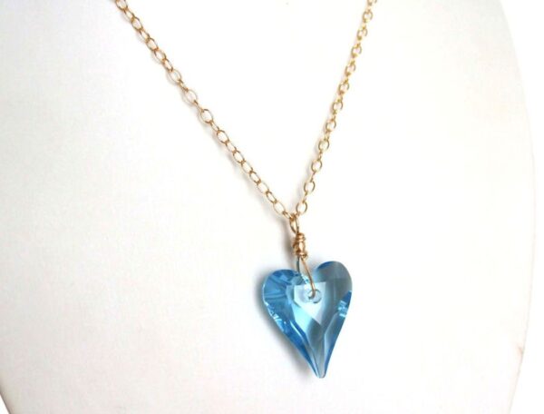 Gemshine  - Damen - Herz - Halskette - Anhänger - Vergoldet - Wild Heart - *Aquamarin* - Blau - MADE WITH SWAROVSKI ELEMENTS® - 45 cm – Bild 4